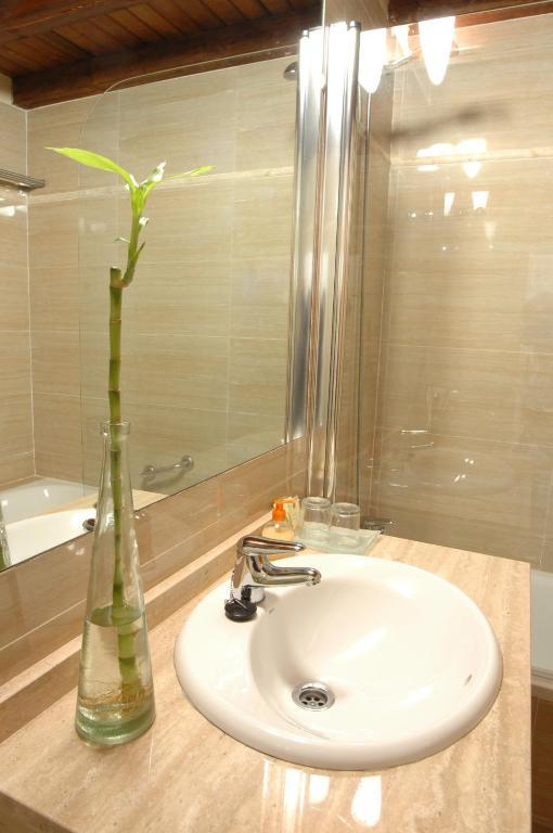 La Casa Del Cubon Hotel Aguilafuente Phòng bức ảnh